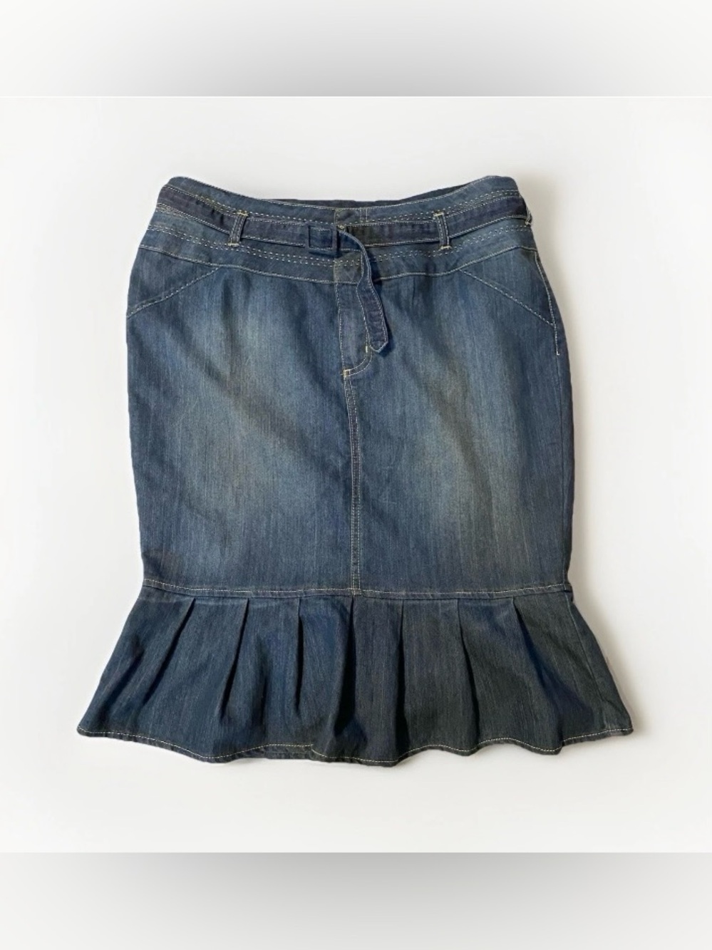 Boom Boom jeans 2X blue stretch below the knee pleated skirt